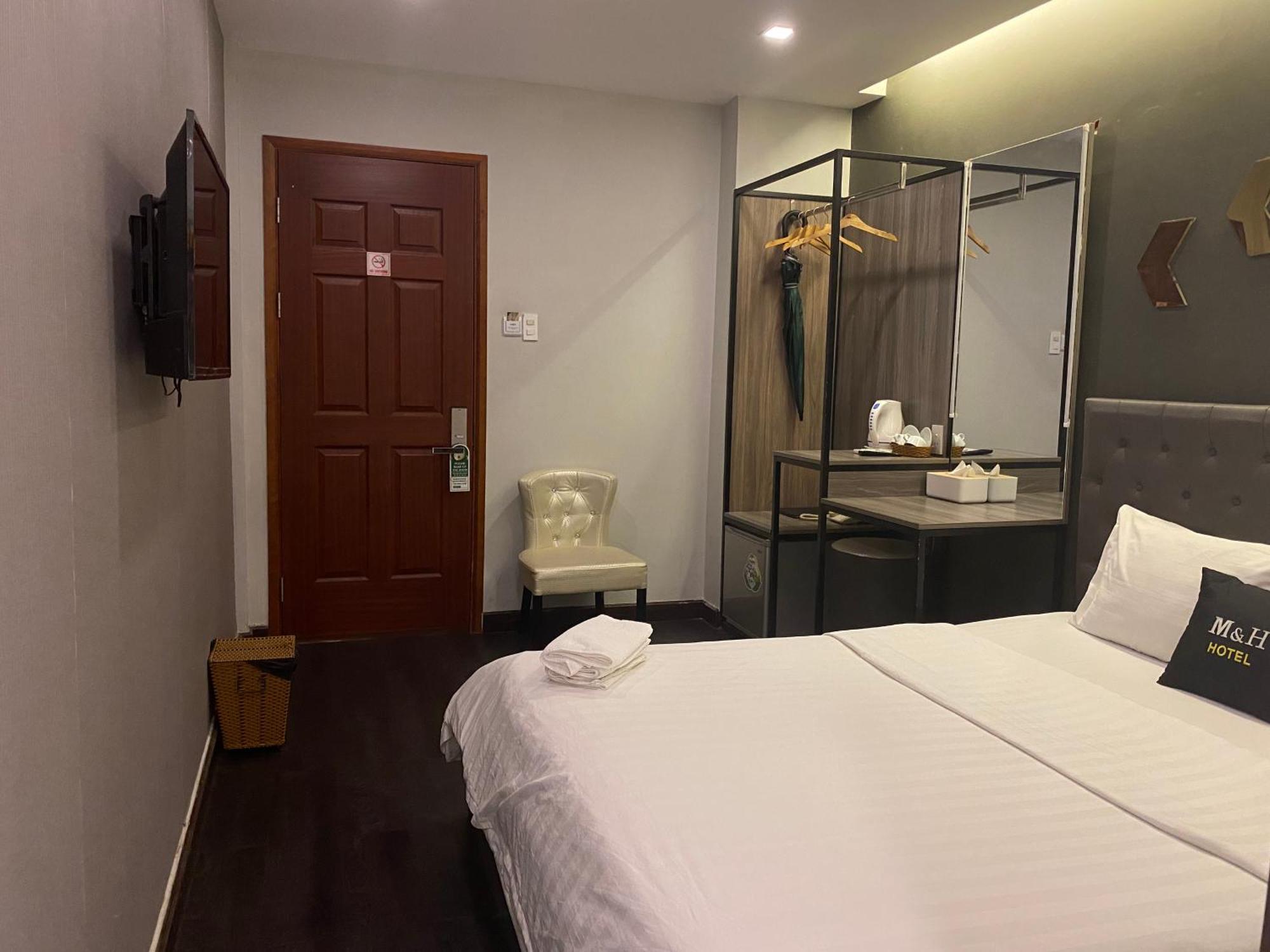 M&H Hotel Ho Chi Minh-staden Exteriör bild